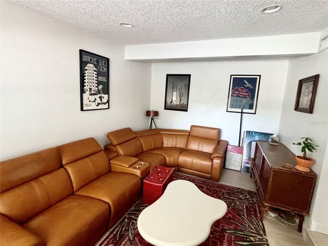 1135 7TH STREET N, Safety Harbor, FL 34695