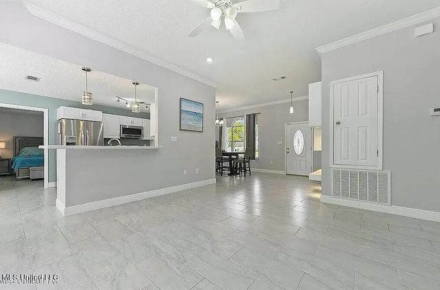 6911 S Pinehurst Drive, Ocean Springs, MS 39564