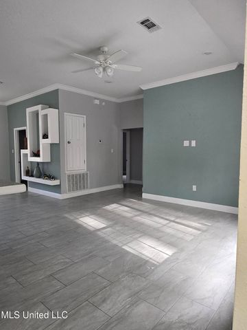 6911 S Pinehurst Drive, Ocean Springs, MS 39564