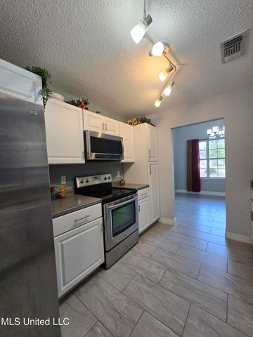 6911 S Pinehurst Drive, Ocean Springs, MS 39564