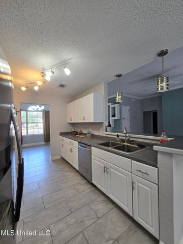 6911 S Pinehurst Drive, Ocean Springs, MS 39564