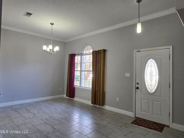 6911 S Pinehurst Drive, Ocean Springs, MS 39564