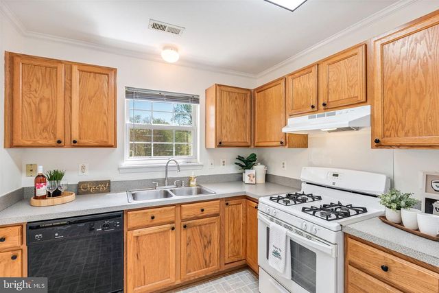 6421 HALEYS MILL RD, Spotsylvania, VA 22551