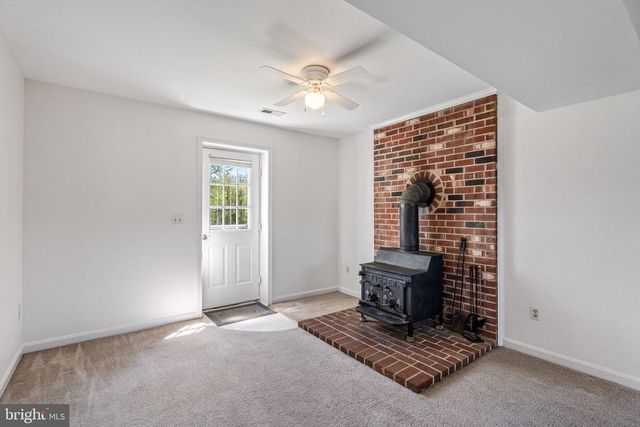 6421 HALEYS MILL RD, Spotsylvania, VA 22551