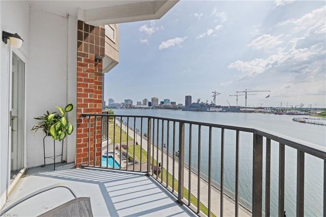 475 Water St Apt 515, Portsmouth, VA 23704