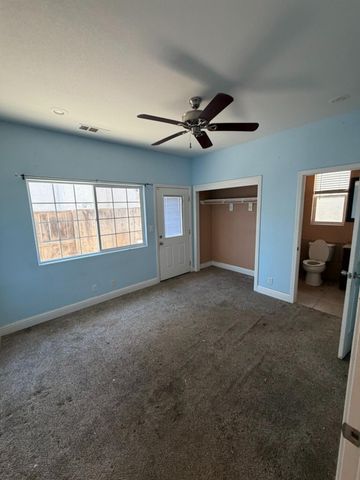 2825 Donner Trl, Riverbank, CA 95367
