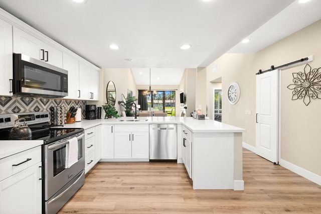 76431 Violet Circle, Palm Desert, CA 92211