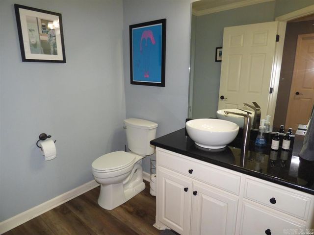 183 Villa Pt Apt C, Hot Springs, AR 71913