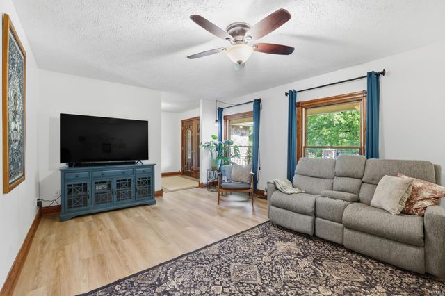 4045 S Gran Haven Drive, Bloomington, IN 47401