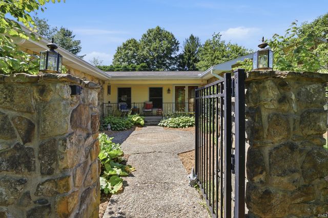 4045 S Gran Haven Drive, Bloomington, IN 47401