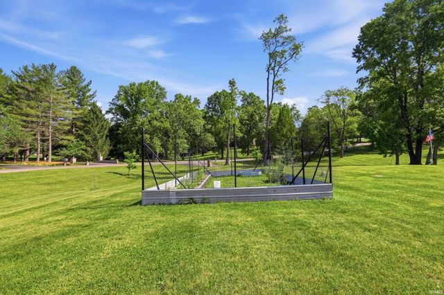 4045 S Gran Haven Drive, Bloomington, IN 47401
