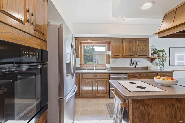 4045 S Gran Haven Drive, Bloomington, IN 47401