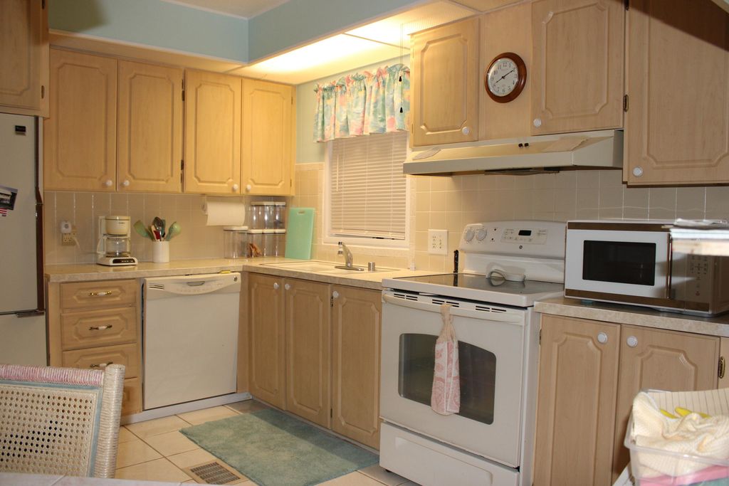37010 Exuma Bay, Boynton Beach, FL 33436