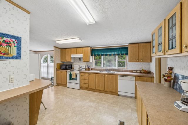 650 Gamble Gap Road, Tellico Plains, TN 37385