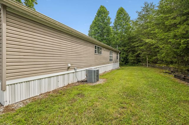 650 Gamble Gap Road, Tellico Plains, TN 37385