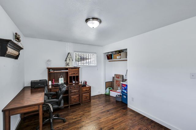 5917 N ADDISON St, Spokane, WA 99208