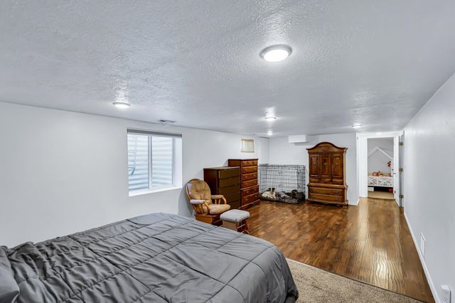 5917 N ADDISON St, Spokane, WA 99208