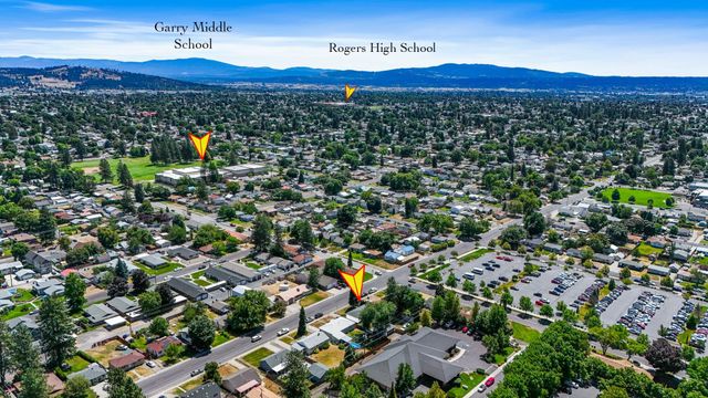 5917 N ADDISON St, Spokane, WA 99208