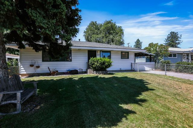 5917 N ADDISON St, Spokane, WA 99208