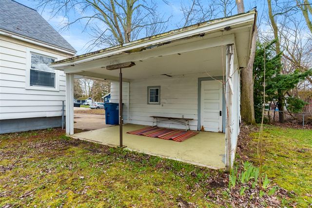 4 S Cedar Avenue, Battle Creek, MI 49037