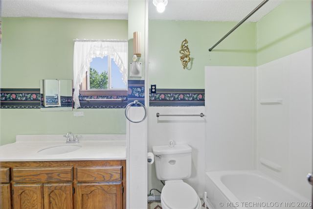 201 Northside Court, Tahlequah, OK 74464