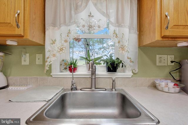 324 CRYSTAL CREEK XING, Abbottstown, PA 17301