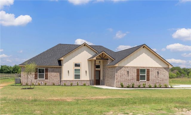 3310 Hunters Crossing Trail, Bryan, TX 77808