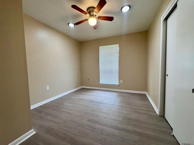 832 Sherron Ave, Baker, LA 70714