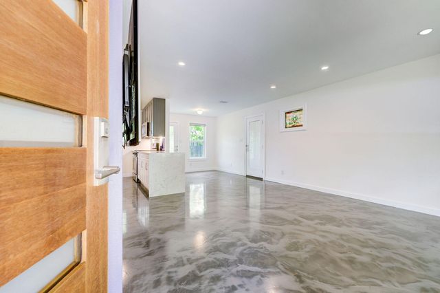 3100 Ray Wood DR, Austin, TX 78704