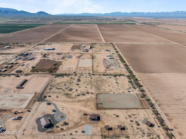 48800 W Long Rifle Road, Aguila, AZ 85320