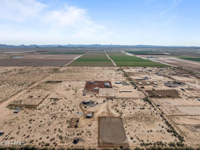 48800 W Long Rifle Road, Aguila, AZ 85320