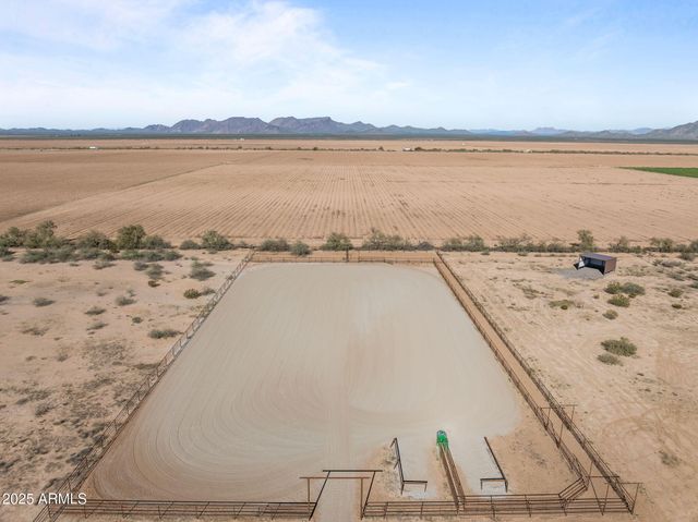 48800 W Long Rifle Road, Aguila, AZ 85320