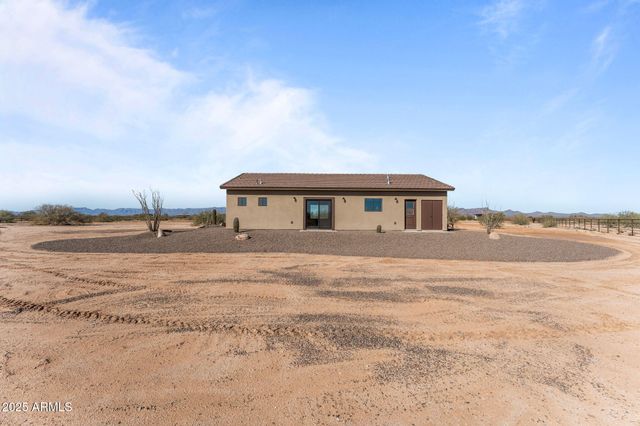 48800 W Long Rifle Road, Aguila, AZ 85320