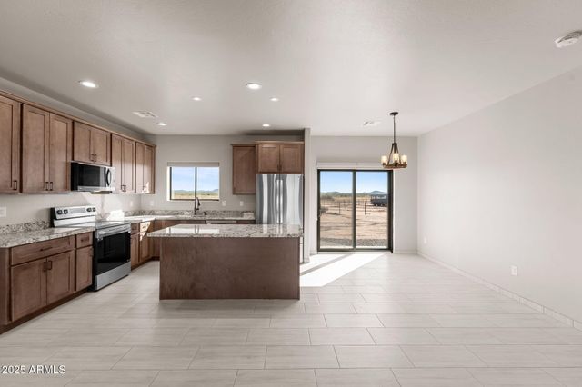 48800 W Long Rifle Road, Aguila, AZ 85320