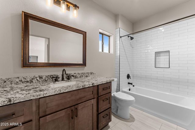 48800 W Long Rifle Road, Aguila, AZ 85320