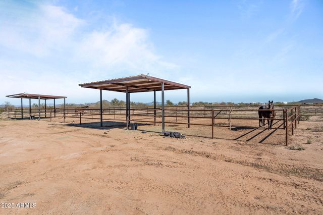48800 W Long Rifle Road, Aguila, AZ 85320