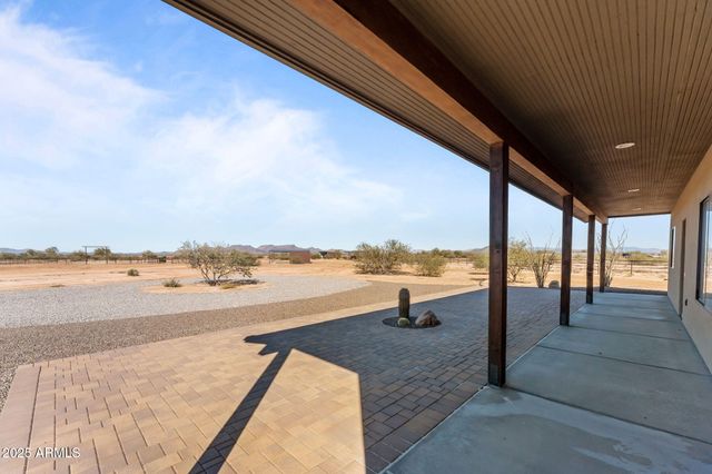 48800 W Long Rifle Road, Aguila, AZ 85320