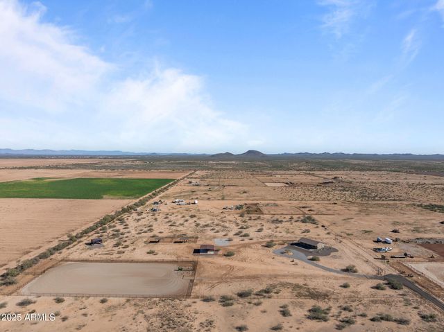 48800 W Long Rifle Road, Aguila, AZ 85320