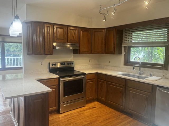 3344 Lake DRIVE, Hartford, WI 53027