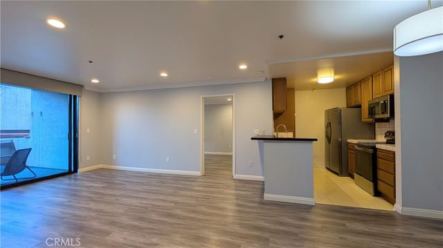 222 S Central Avenue 109, Los Angeles, CA 90012