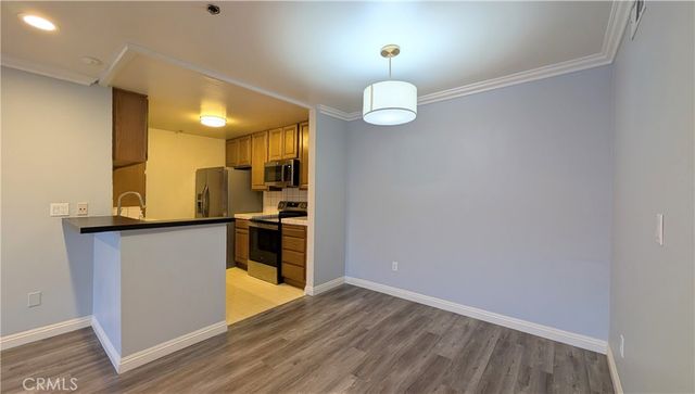 222 S Central Avenue 109, Los Angeles, CA 90012