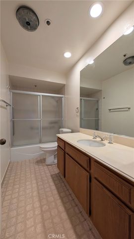 222 S Central Avenue 109, Los Angeles, CA 90012