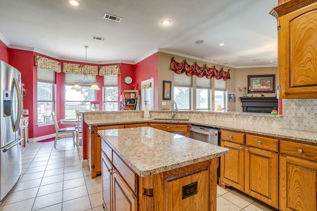 709 Lonesome Prairie Trail, Haslet, TX 76052