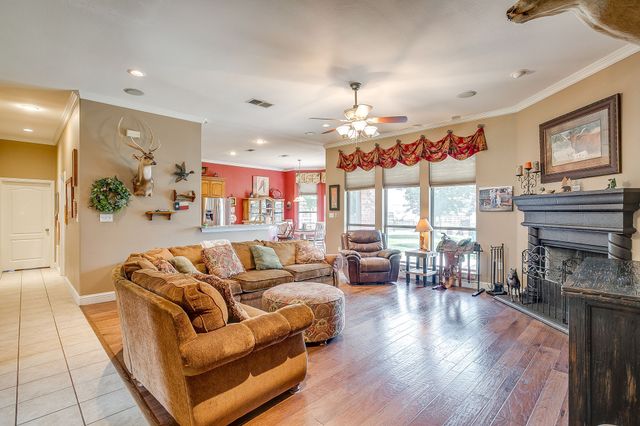 709 Lonesome Prairie Trail, Haslet, TX 76052