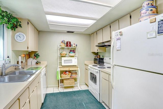 14931 OLD POINTE ROAD, Tampa, FL 33613