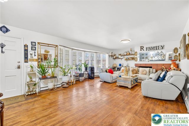 745 North Marshall Street, South Whitehall Twp, PA 18104