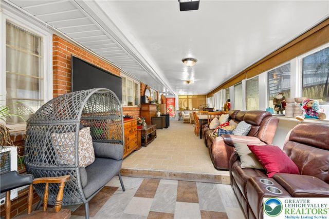 745 North Marshall Street, South Whitehall Twp, PA 18104