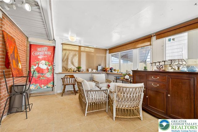 745 North Marshall Street, South Whitehall Twp, PA 18104