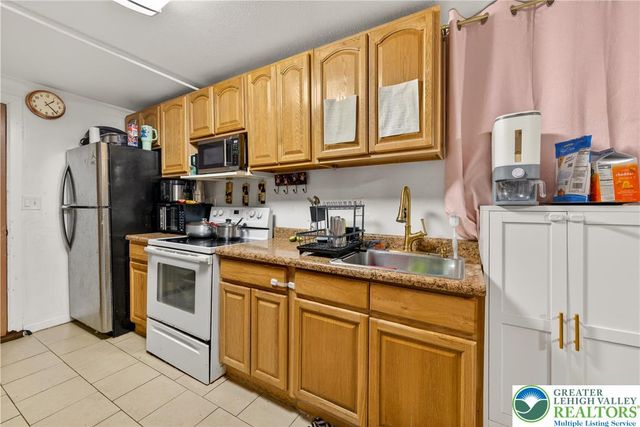 745 North Marshall Street, South Whitehall Twp, PA 18104