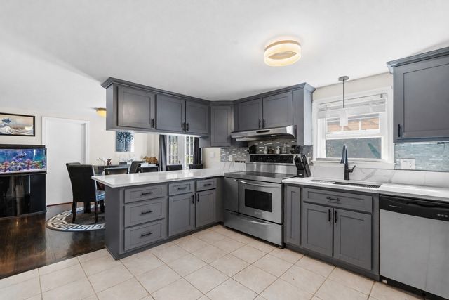 4 Starling Ave, Kingston, MA 02364